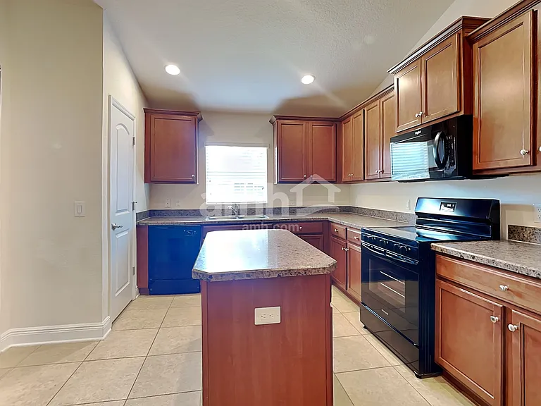 10708 Standing Stone Dr — Photo 3