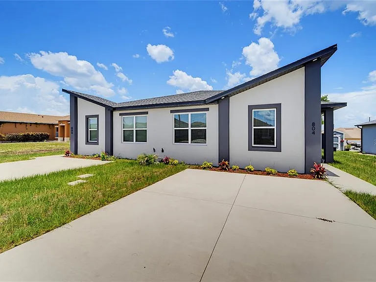 804 Colville Dr — Photo 1