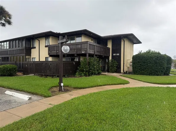 42 Club House Dr APT 205, Palm Coast, FL 32137
