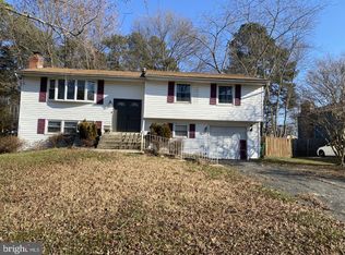 1105 Falmouth Rd, Waldorf, MD 20601