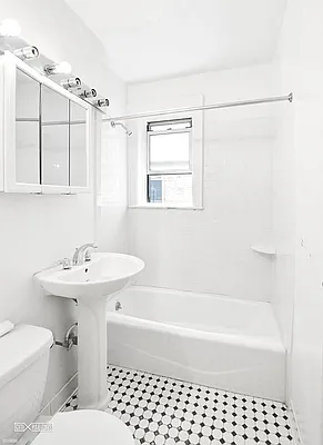 Rented by Citi Habitats | media 12