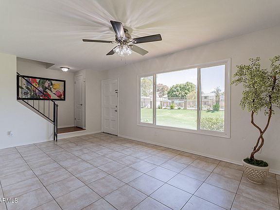 3rd image of 1207 E BAKER Drive