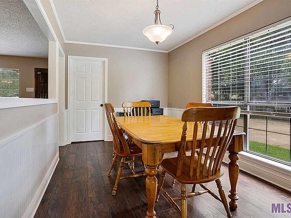 4th image of 2033 E Eagle St