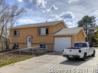 1570 Planewood Dr, Colorado Springs, CO 80910