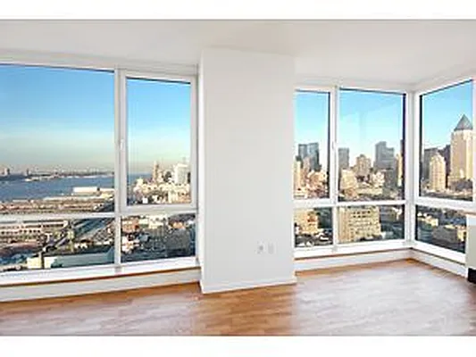 Sold by Douglas Elliman | media 21