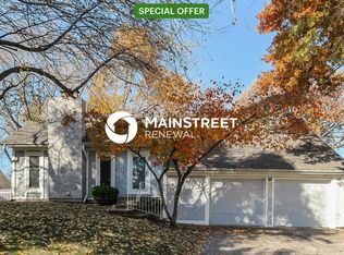 6908 Parkhill St, Shawnee, KS 66216