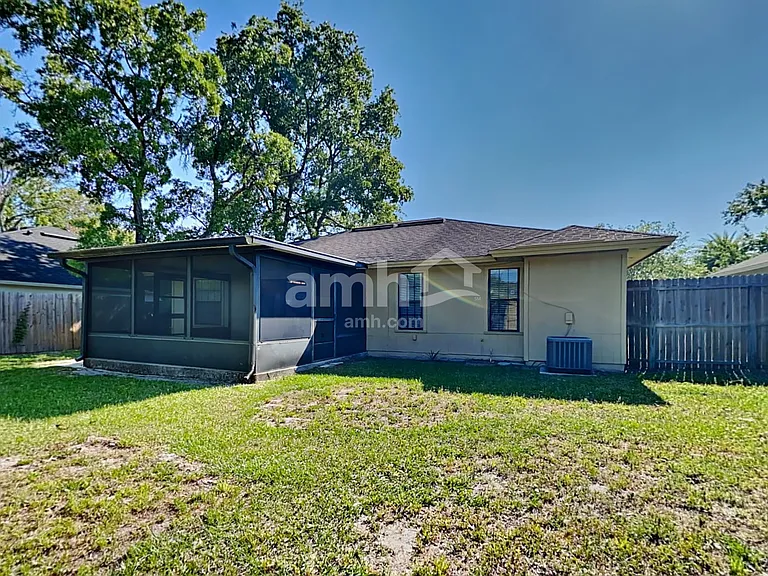 8016 Queensferry Ln — Photo 21