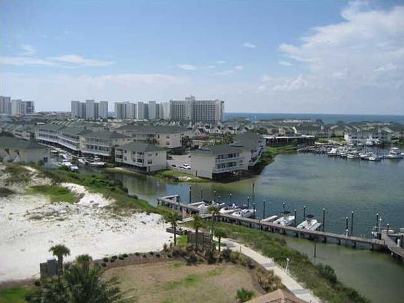 5th image of 770 Harbor Blvd Unit 5F