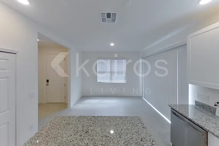 4401 Paraglider Pl — Photo 3