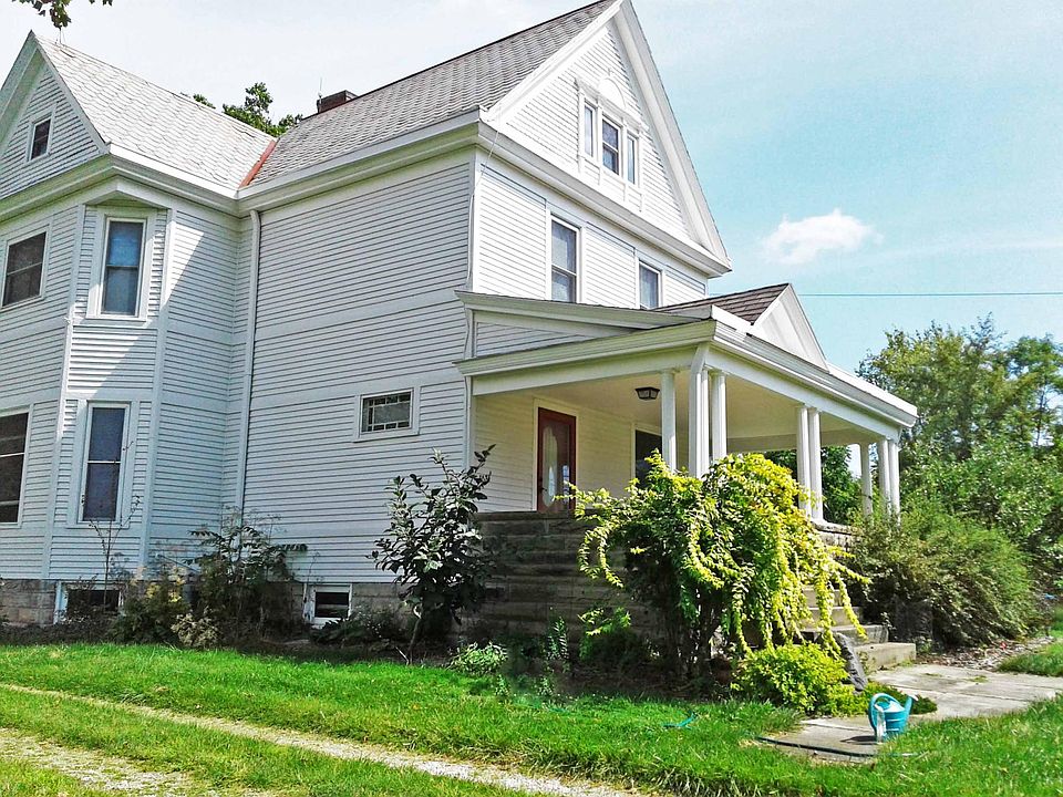 Front of house south west view