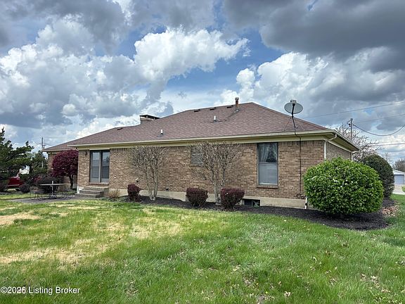 4th image of 3612 Burkland Blvd