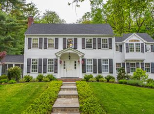 5 Pinewood Ct, Short Hills, NJ 07078