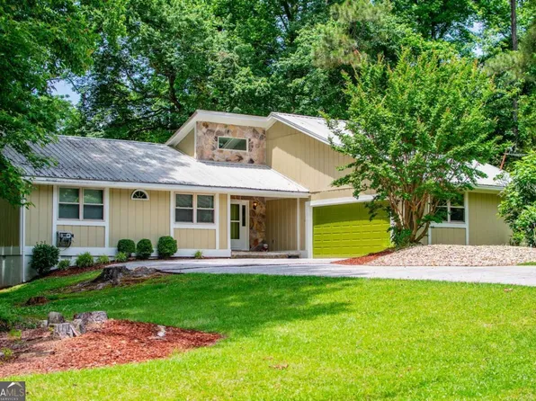 7358 S Mitchell Ct, Villa Rica, GA 30180