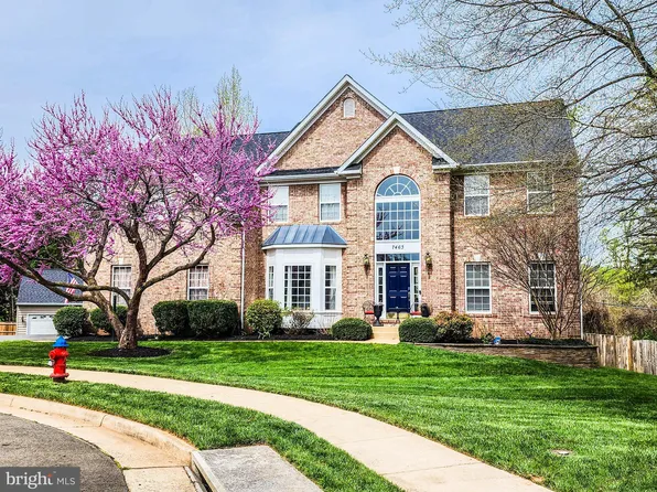 7463 Silver Cup Dr, Warrenton, VA 20186