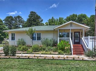 1301 Auten Rd, Charlotte, NC 28216