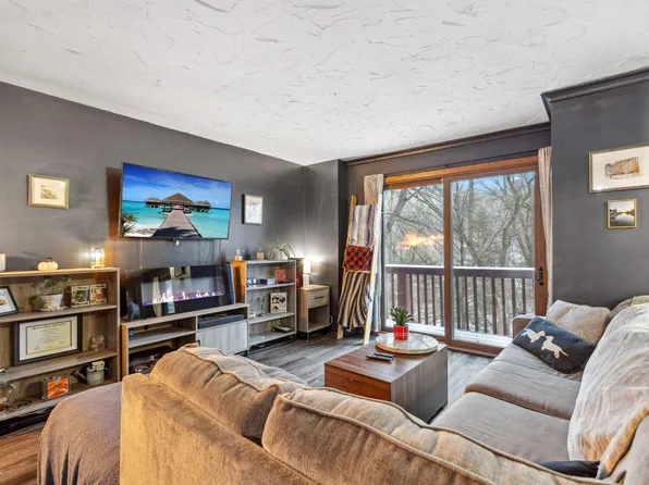 1705 Skyline Dr S, Burnsville, MN 55337
