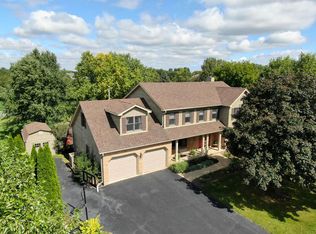 41W608 Foxtail Cir, St Charles, IL