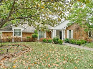 502 Pebblecreek Dr, Garland, TX 75040