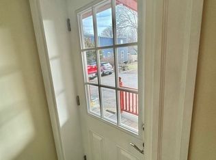 162-164 Sherman St #1, Cambridge, MA 02140