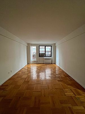 2nd image of 250 E 39th St APT 11M