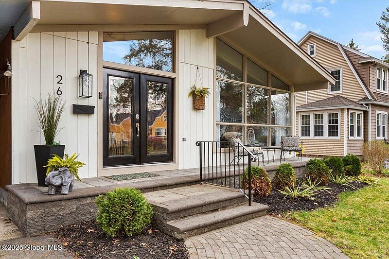 2nd image of 26 Brookwood Avenue