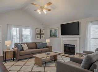 1412 W Fairview Dr, Baton Rouge, LA 70816