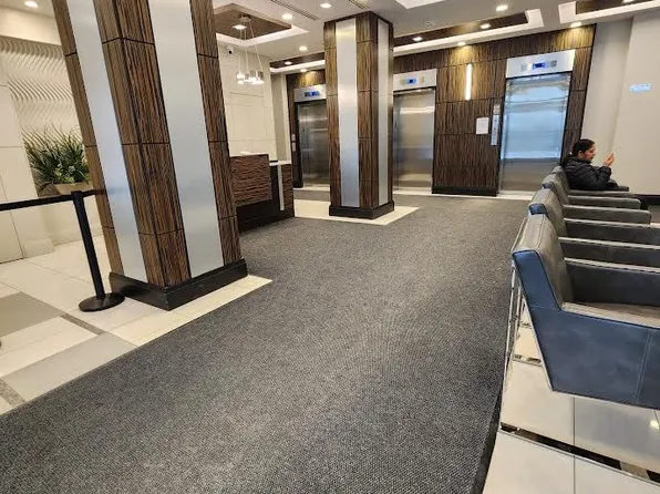 349 Rathburn Rd W #1703, Mississauga, ON L5B 0K6