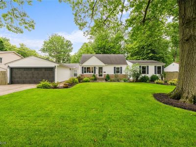 6190 Fitch Rd, North Olmsted, OH, 44070