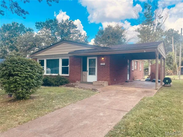 7171 White Oak Ln, Saint Louis, MO 63130