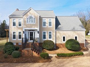 1872 Hill Rd, Gloucester Point, VA 23072