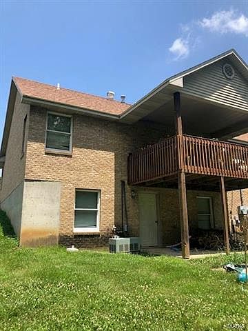 2nd image of 152 Cedar Cir