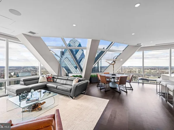 50 S 16th St Unit 5602, Philadelphia, PA 19102