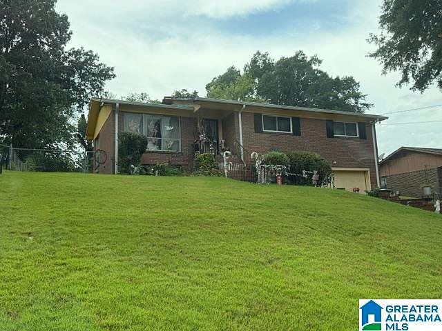1st image of 3012 Wenonah Cir SW