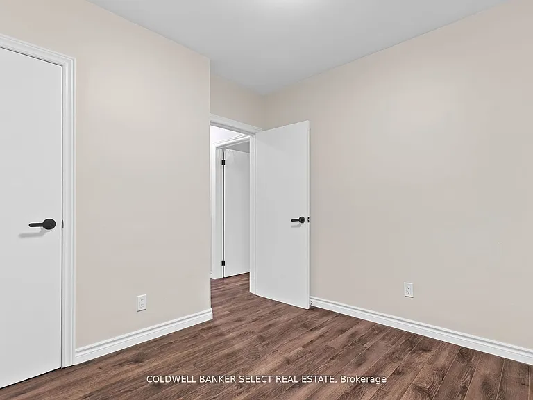 49 Ewing St — Photo 21
