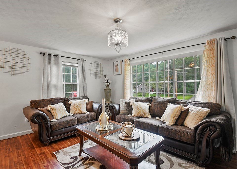 98 Bullard St, Holden, MA 01520 Zillow