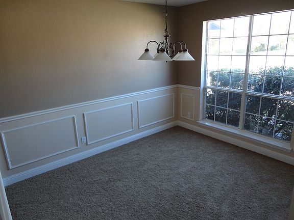 3rd image of 3329 Stoneway Dr