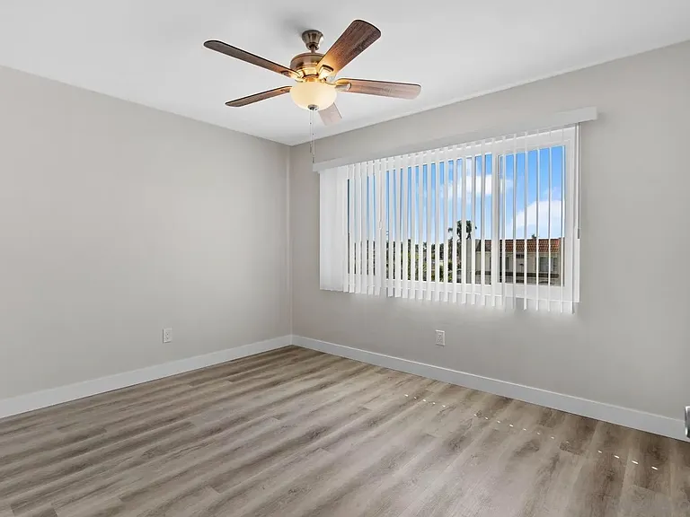 3817 Marlborough Ave #1/2 — Photo 5