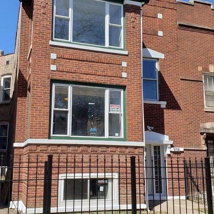 1st image of 938 N Leclaire Ave #B