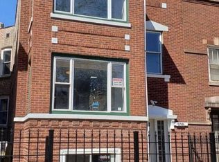 938 N Leclaire Ave #B, Chicago, IL 60651