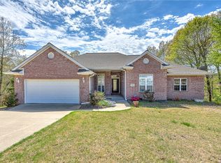 8520 Stoner Ln, Rogers, AR 72756