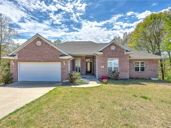 8520 Stoner Ln, Rogers, AR 72756