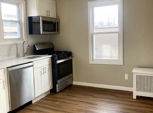 165 Heights Ave, Fair Lawn, NJ 07410