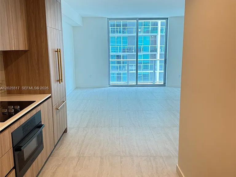 77 SE 5th St #2307 — Photo 6