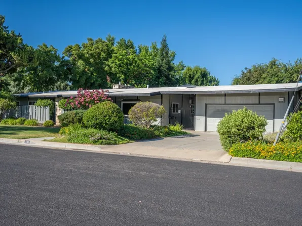 130 N Park Dr, Madera, CA 93637