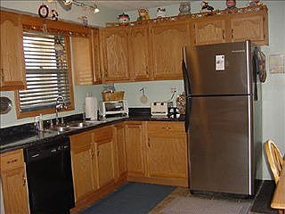 3rd image of 2735 Bildahl St