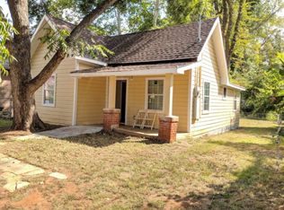 612 N Esplanade St, Palestine, TX 75801