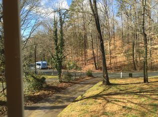 716 Bradley Rd, Chapel Hill, NC 27516
