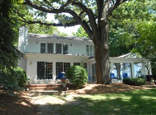 2623 Zastrow Rd, Hartland, WI 53029