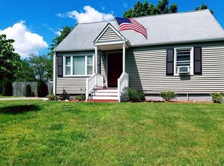 44 Leo Ave, Dracut, MA 01826