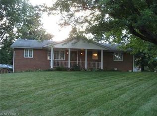 3088 Bernewood Cir NW, Canton, OH